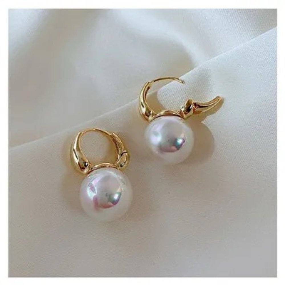 Pearl and Gold Huggie Drop Earrings